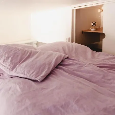 Apartment Bright Floor Studio In Heart Of